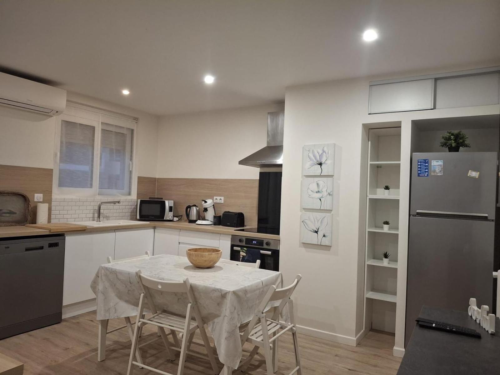 3 Pieces Apartment A Juan-Les-Pins อองทีบส์ ภายนอก รูปภาพ